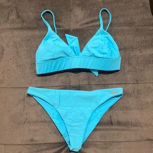 Super cute black bough bikini set!